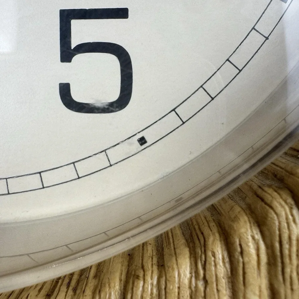 Vtg 1980 New Haven Quartz Wall Clock Faux Wood Frame Boho‎ Farmhouse